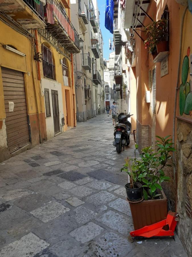 Casa Vacanza Mercato Ballaro' 巴勒莫 外观 照片